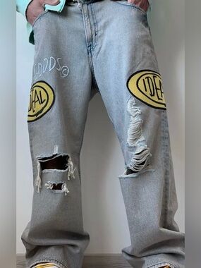 H&M Michel Basquiat x who decide war Distressed baggy jeans size 32X32